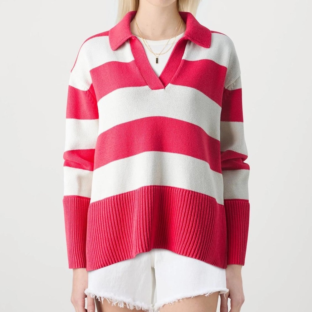 GAP Women's V-Neck Sweater in Red and Cream Stripes